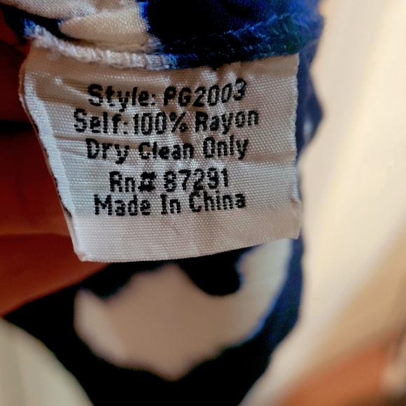 Johnny Was, 100% rayon, blue and white tunic, women's xs - Picture 7 of 7